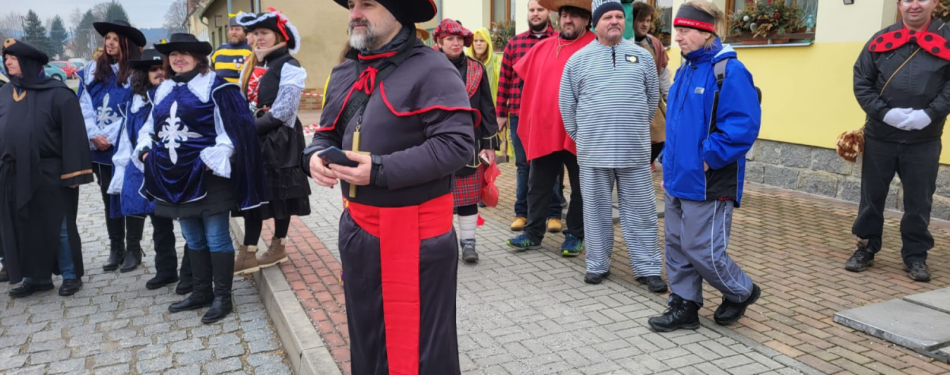 Foto Milevské maškary Milevské maškary navšítivily Skály