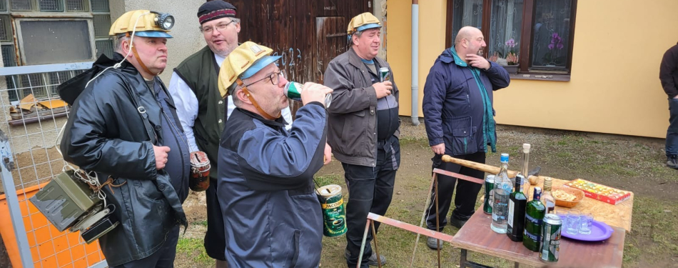 Foto Milevské maškary Milevské maškary navštívili Milešov