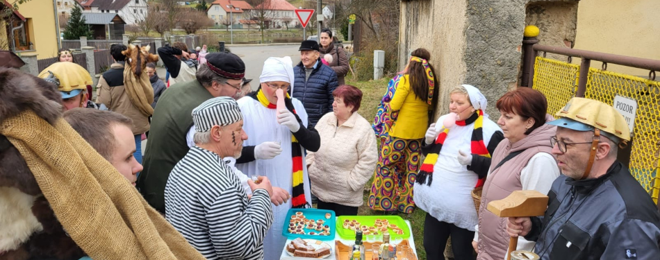Foto Milevské maškary Milevské maškary navštívili Milešov