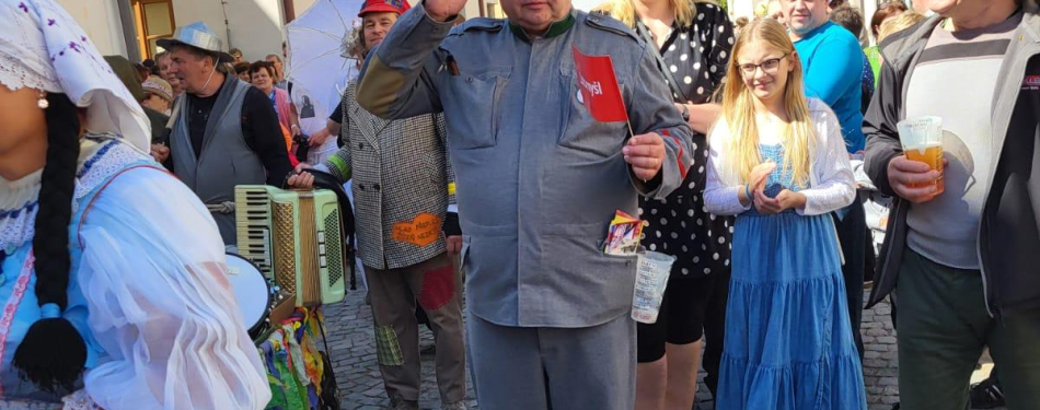 Foto k článku Milevské maškary na akci Lázně Ducha 2024