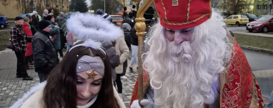 Foto Milevské maškary Mikulášská jízda s nadílkou v milevském klášteře