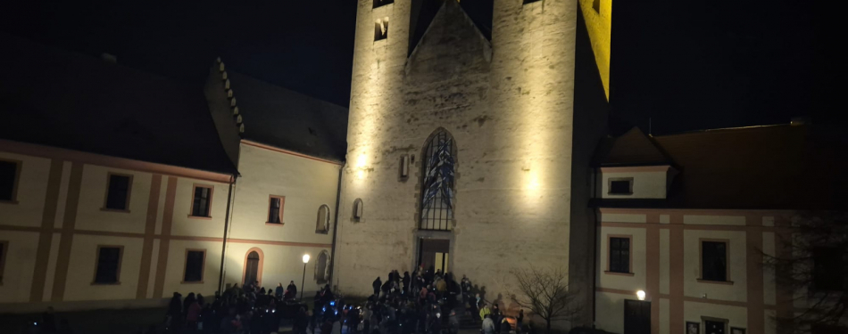 Foto Milevské maškary Mikulášská jízda s nadílkou v milevském klášteře