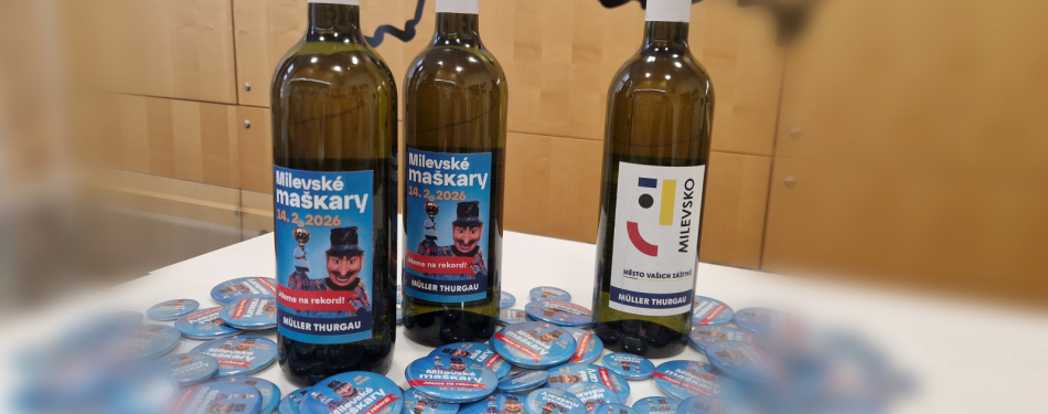 Foto k článku Průvod masek doplní i speciální dezert, limitované víno a památeční placky